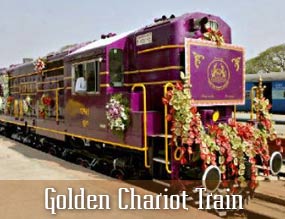 Golden Chariot train
